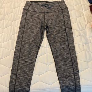 Victoria Secret Mid-Rise Active Leggings